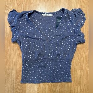 Abercrombie & Fitch Polka Dot Smocked Waist Blouse – XXS – $26